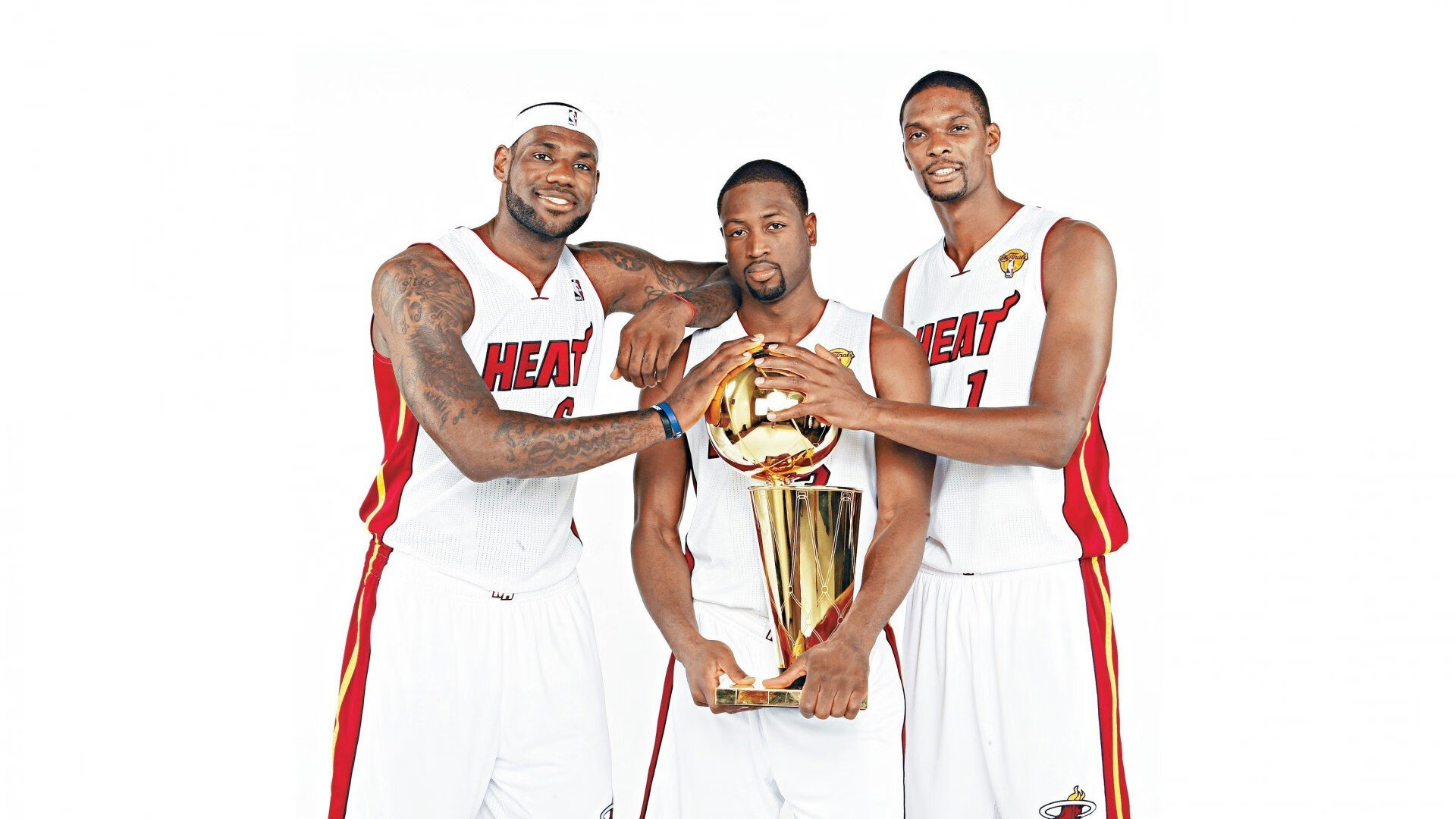 历史对比：过去与现在的冠军争夺，历史和现在对比